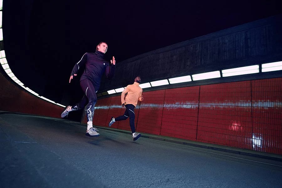 adidas Feel The Future, runners at night